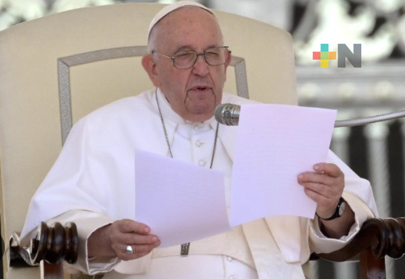 Papa Francisco muestra una ligera mejoría